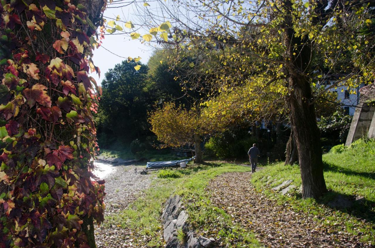 Anma Cottages The Secret Garden Pianello Del Lario Екстериор снимка